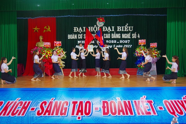 trung-tam-ket-noi-doanh-nghiep-noi-ket-noi-hoc-sinh-sinh-vien-voi-doanh-nghiep