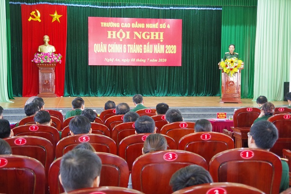 20quanchinh3.jpg